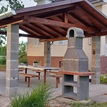 Hutiferi شيوفوك