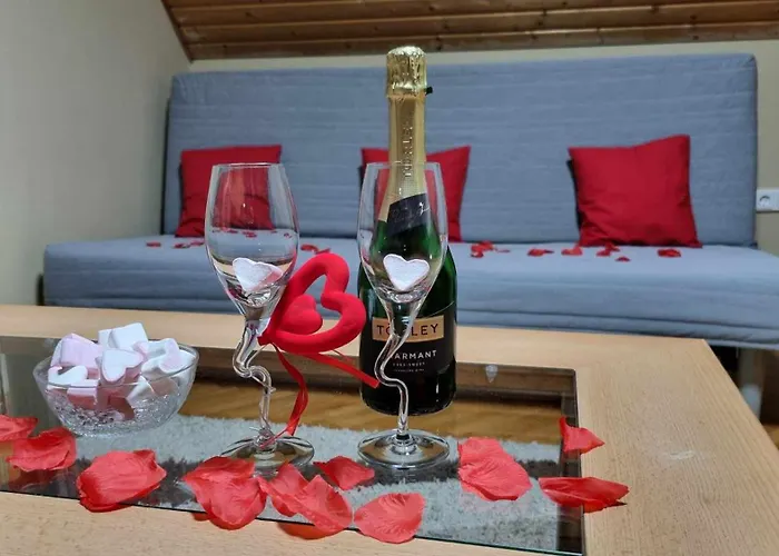 アパート Hutiferi